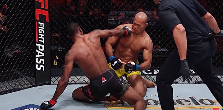 Kevin Holland KOs Jacare Souza at UFC 256