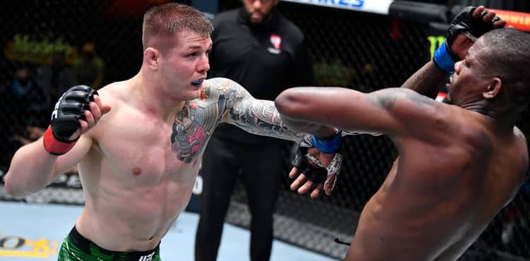 Marvin Vettori storms Kevin Holland at UFC Vegas 23