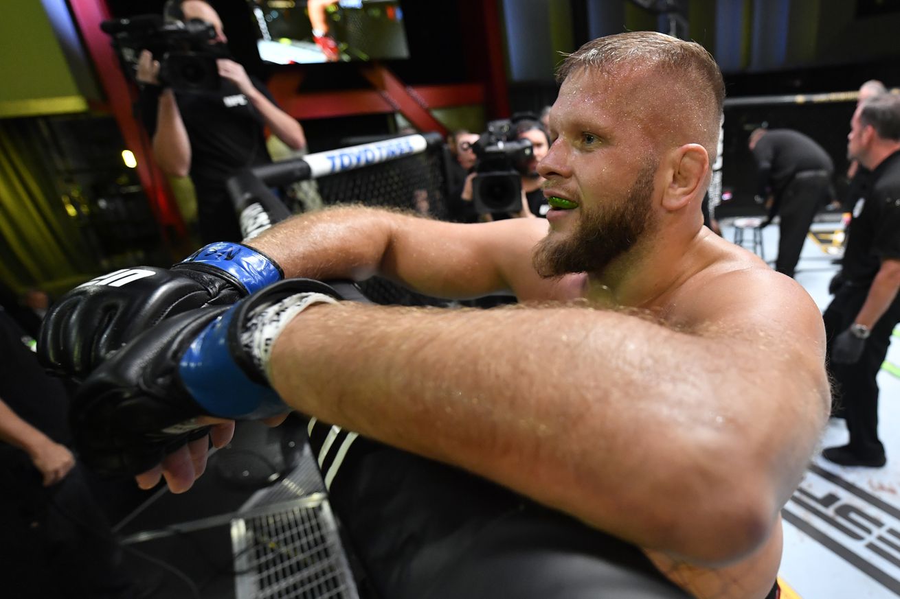 UFC Fight Night: Harris v Tybura