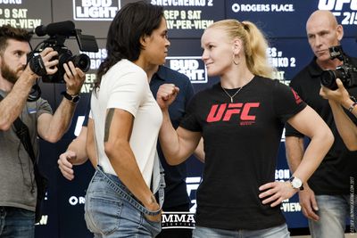 Amanda Nunes and Valentina Shevchenko