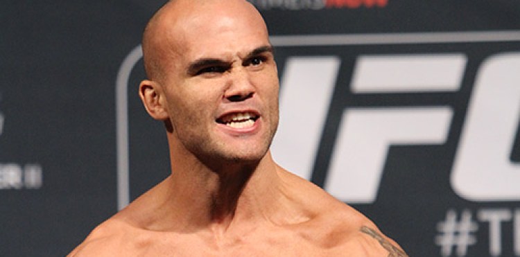 Look back at Robbie Lawler being ruthless | Video