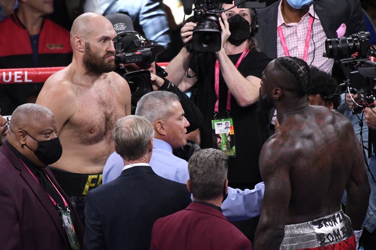 Tyson Fury v Deontay Wilder