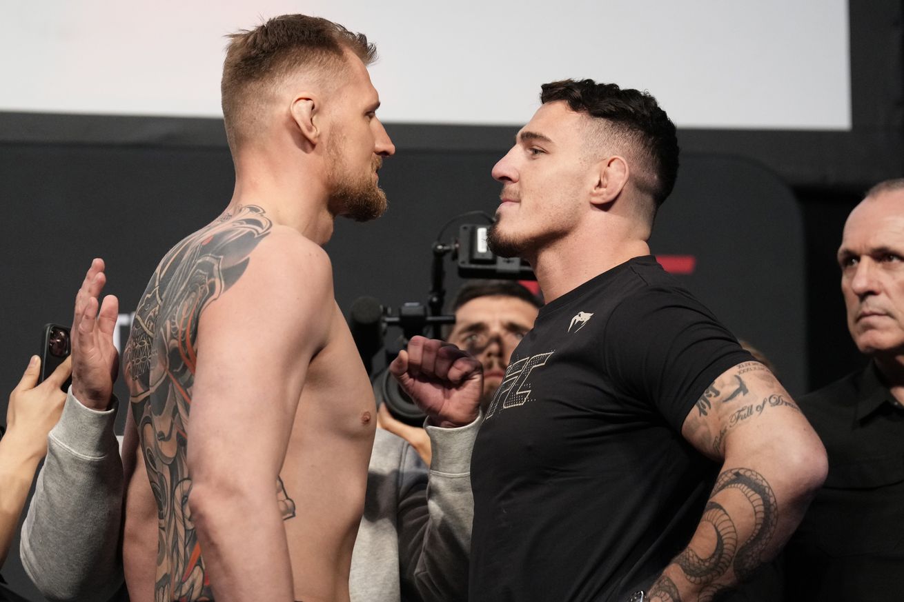 Alexander Volkov and Tom Aspinall at UFC London