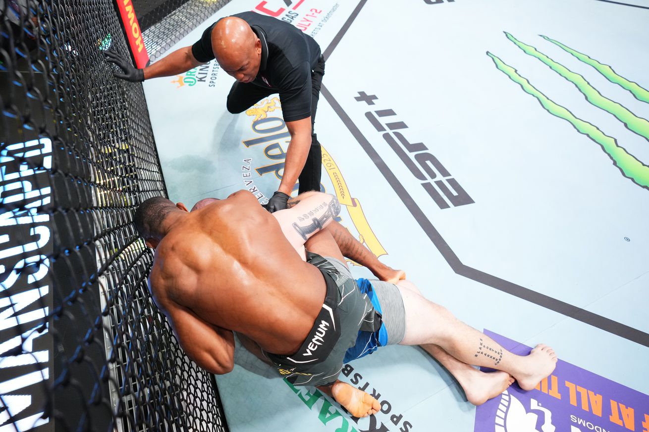 UFC Fight Night: Almeida v Porter