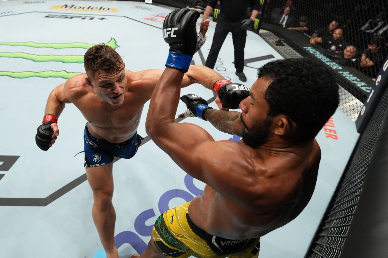 UFC 277: Dober v Alves