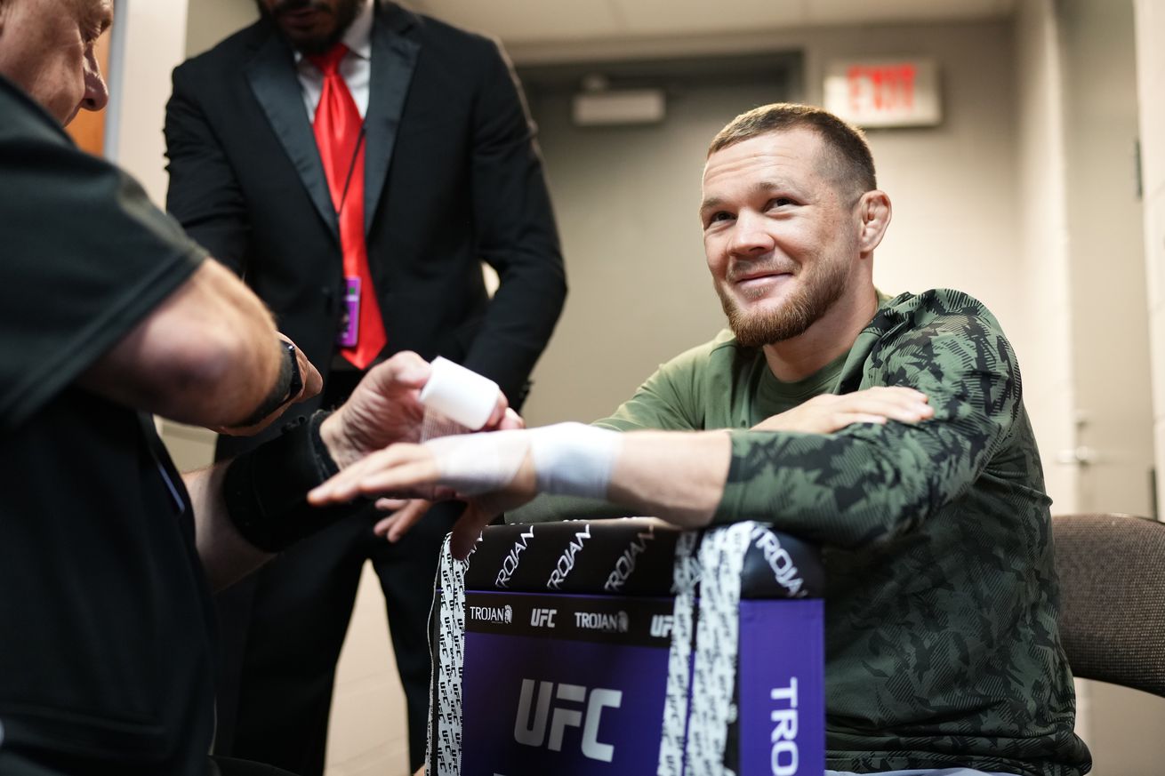 UFC 273: Volkanovski v The Korean Zombie