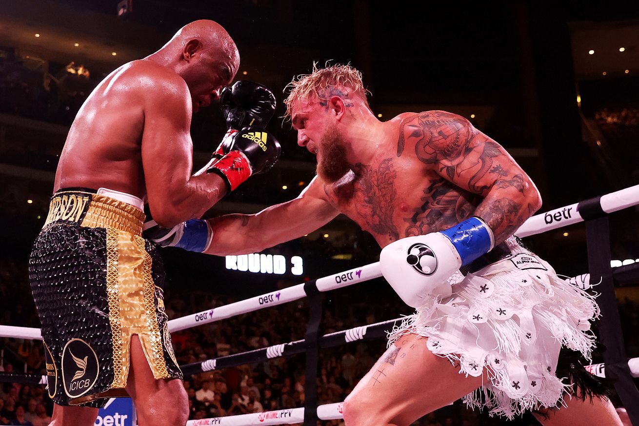 Jake Paul v Anderson Silva