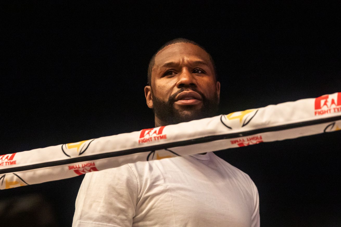 Ahead of Floyd Mayweather v Deji Olatunji match