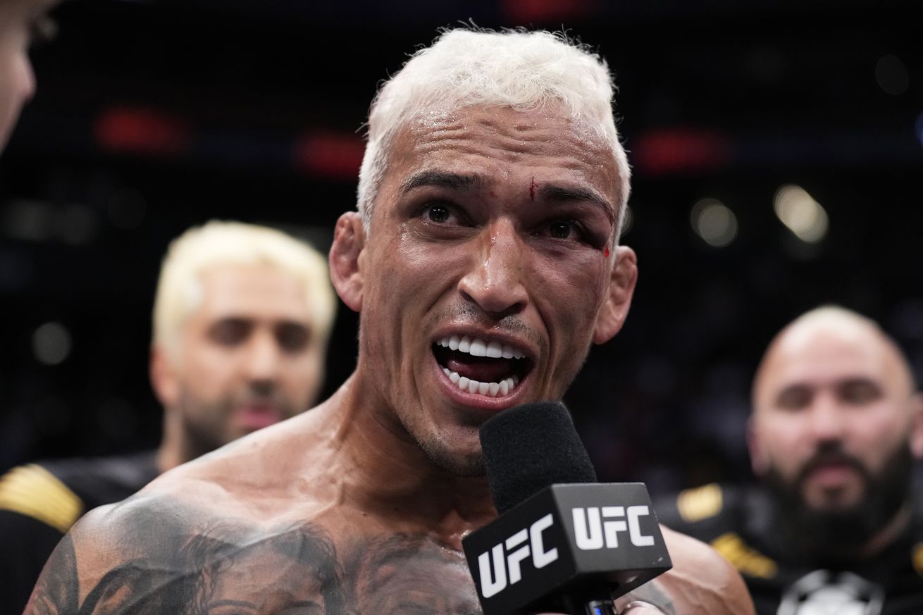 UFC 274: Oliveira v Gaethje