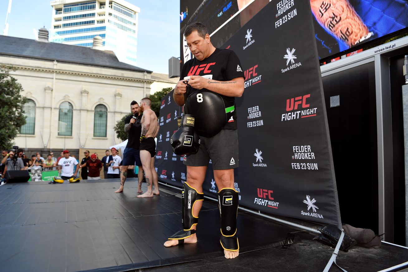 UFC Fight Night: Open Workouts