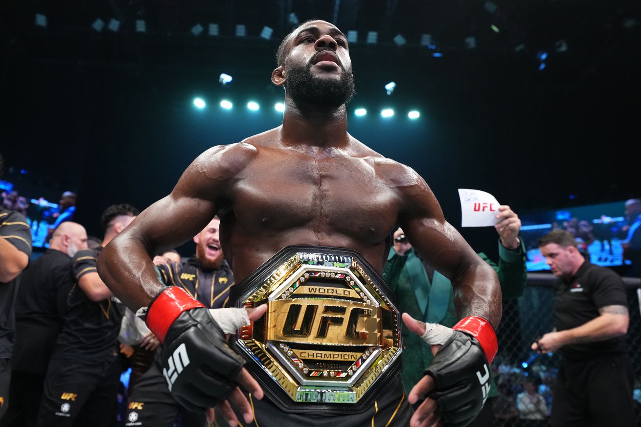 UFC 280: Sterling v Dillashaw