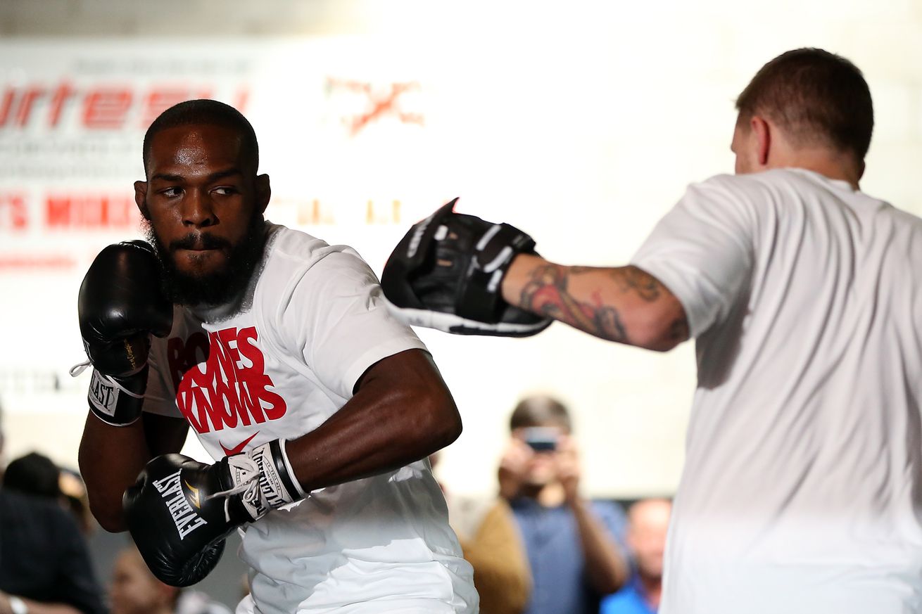 UFC 152: Open Workouts