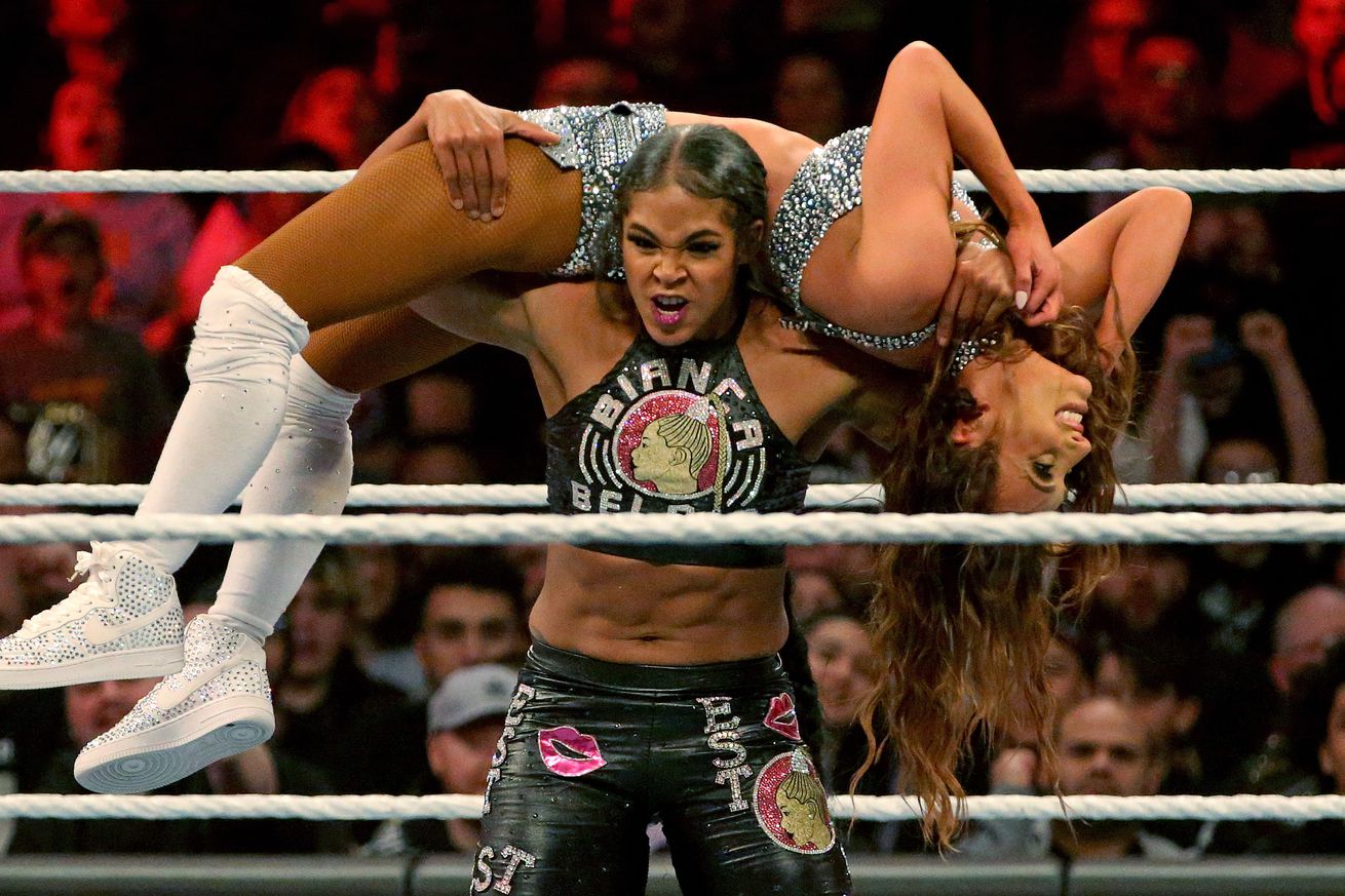 WWE Monday Night Raw