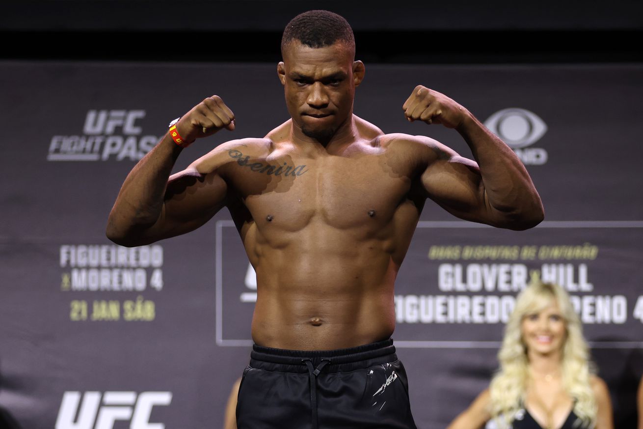 UFC 283: Teixeira v Hill Weigh-in