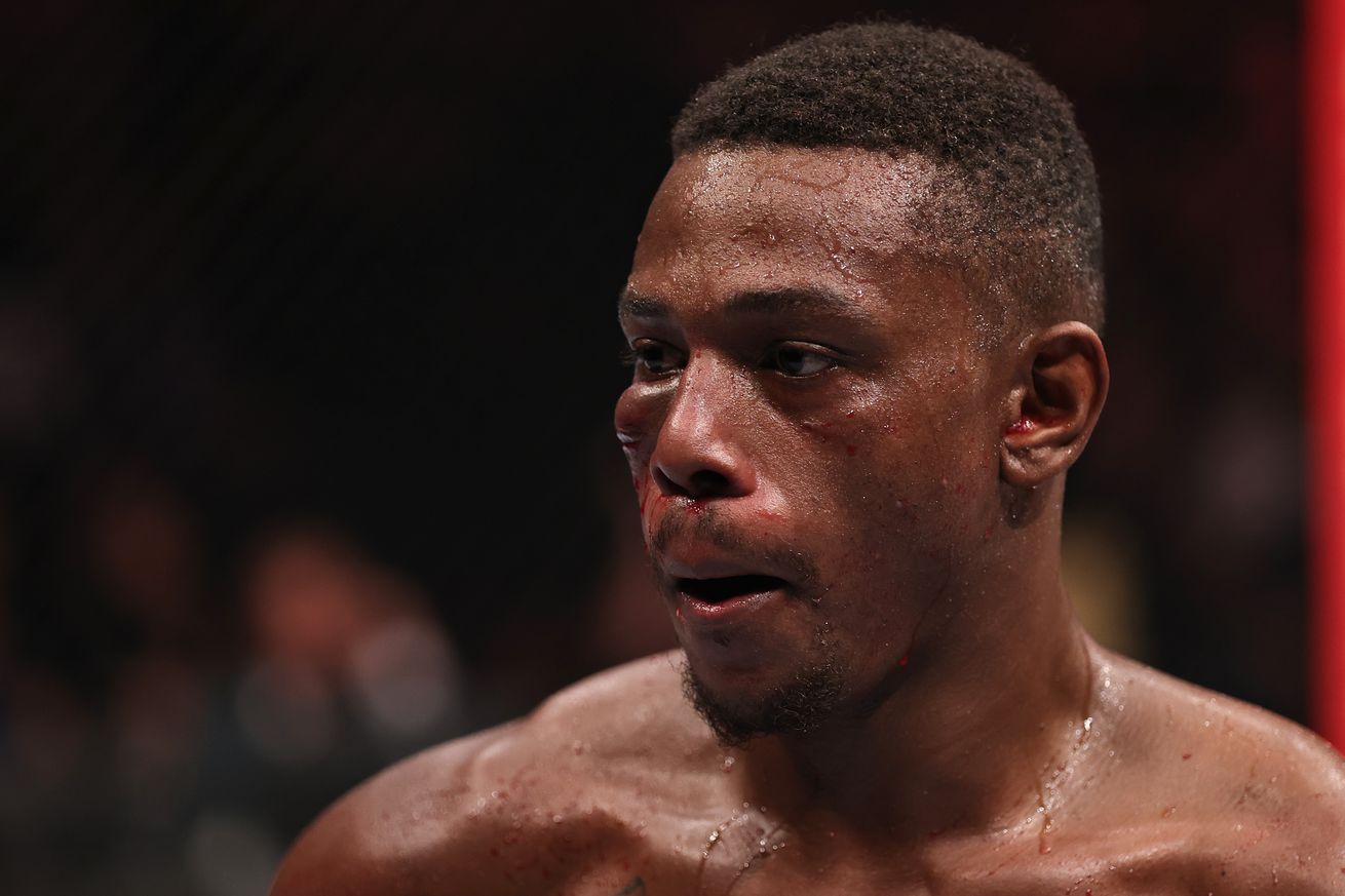 UFC 283: Teixeira v Hill