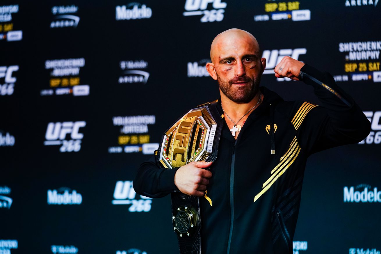 UFC 266: Volkanovski v Ortega