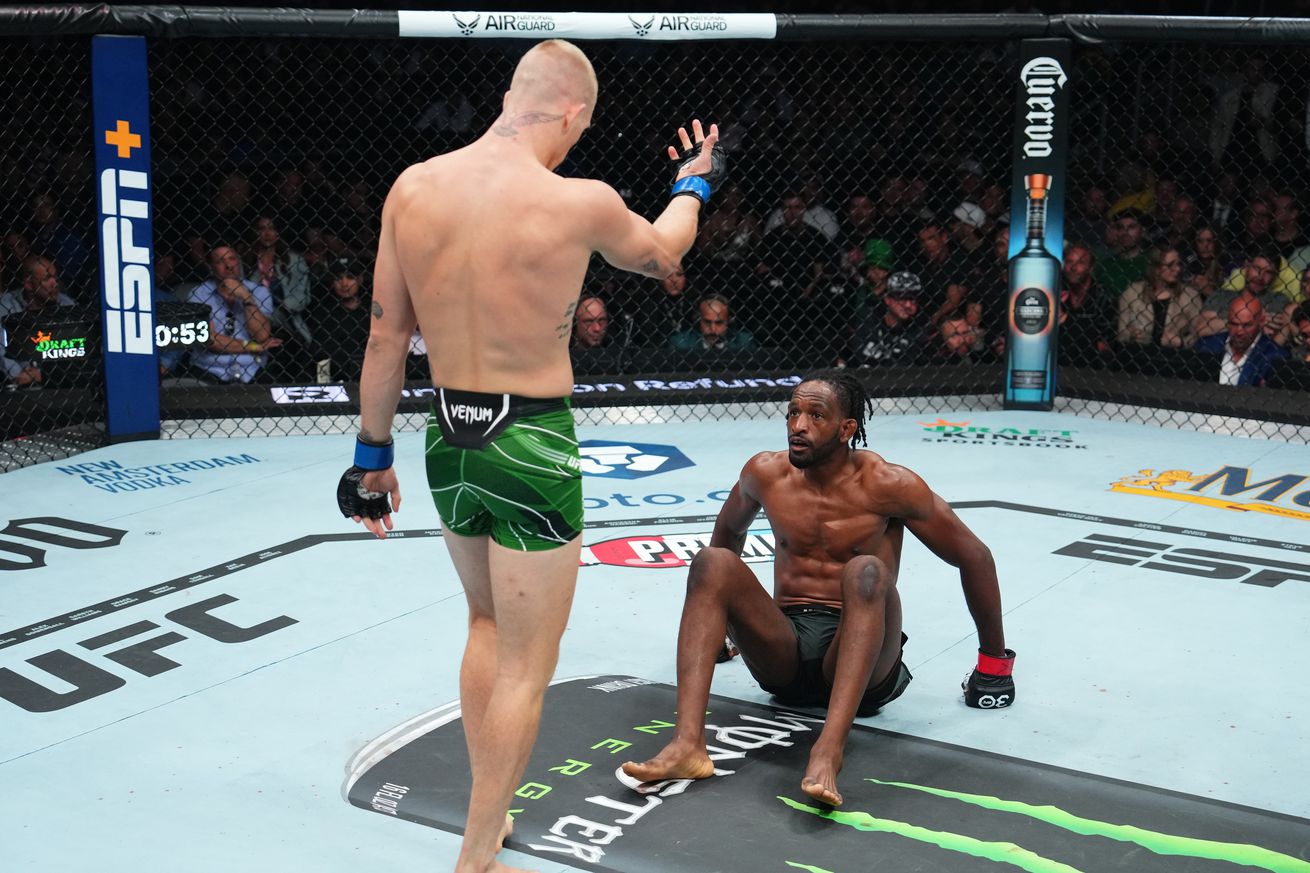 UFC 292: Magny v Garry