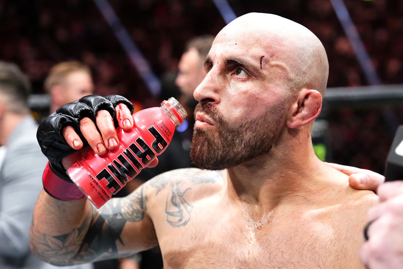 UFC 290: Volkanovski v Rodriguez