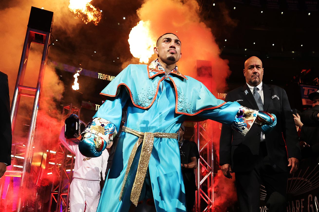 Teofimo Lopez v Sandor Martin