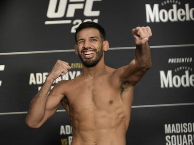 MMA: NOV 11 UFC 281 Weigh-Ins