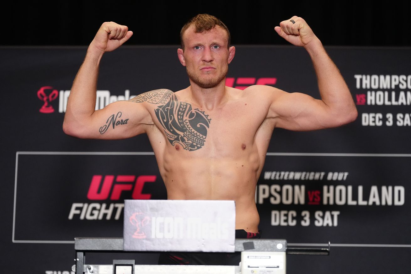 UFC Fight Night: Thompson v Holland Official Weigh-in