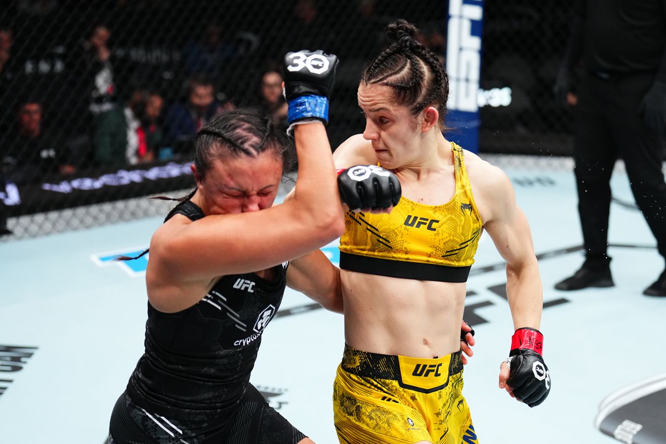 Noche UFC: Knutsson v Mann