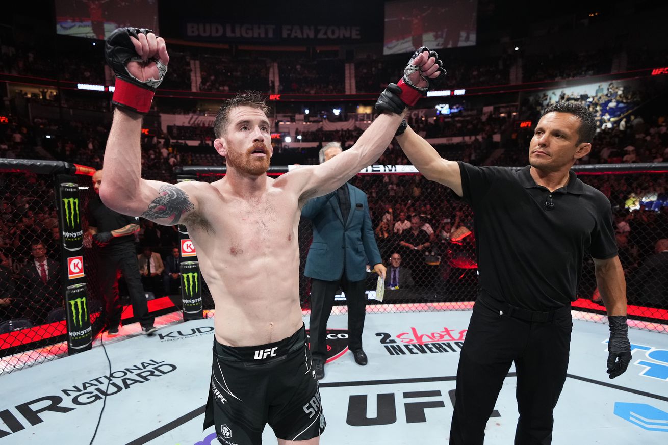 UFC Fight Night: Sandhagen v Font