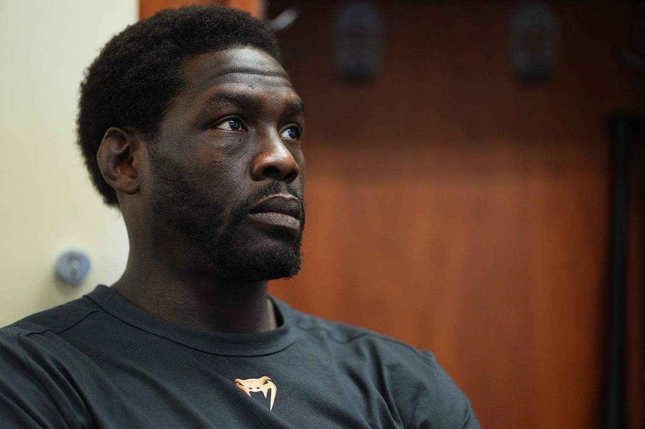 UFC Fight Night: Cannonier v Imavov