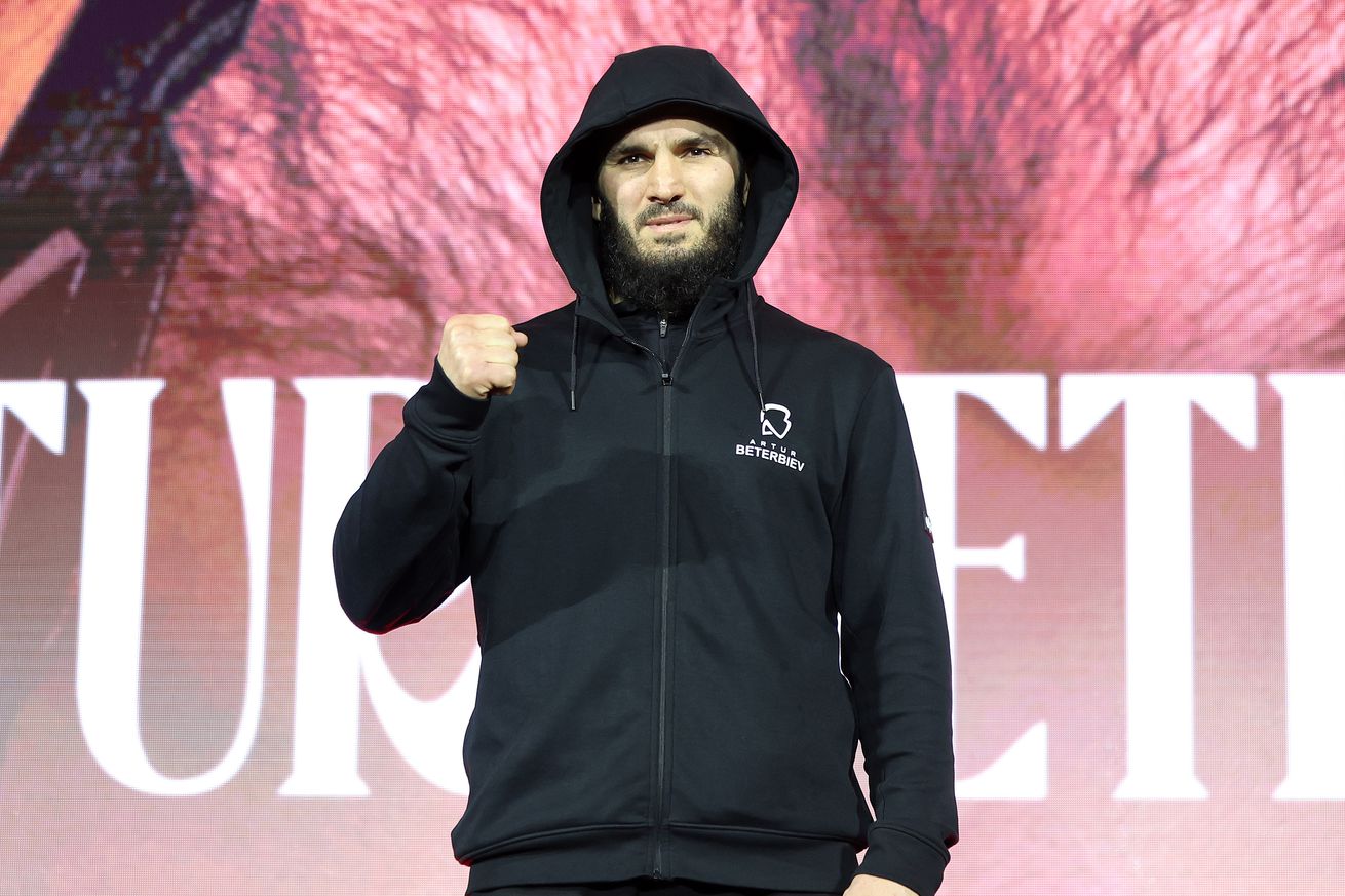 Beterbeiv v Bivol 2: The Last Crescendo - Grand Arrivals