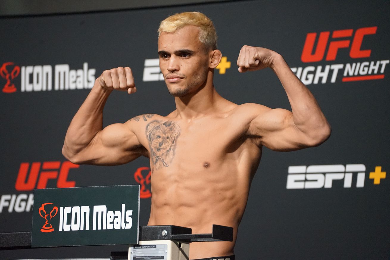 MMA: SEP 30 UFC Vegas 61