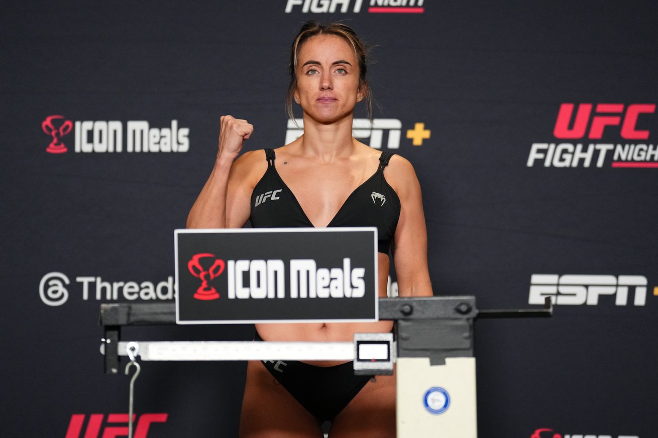 UFC Fight Night: Blanchfield v Barber Weigh-In