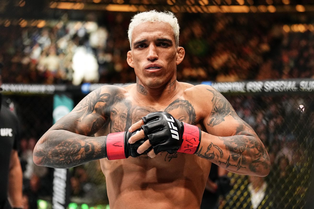 UFC 309: Oliveira v Chandler