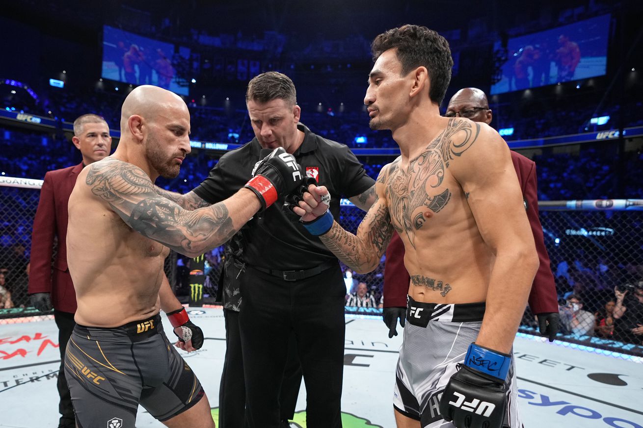 UFC 276: Volkanovski v Holloway